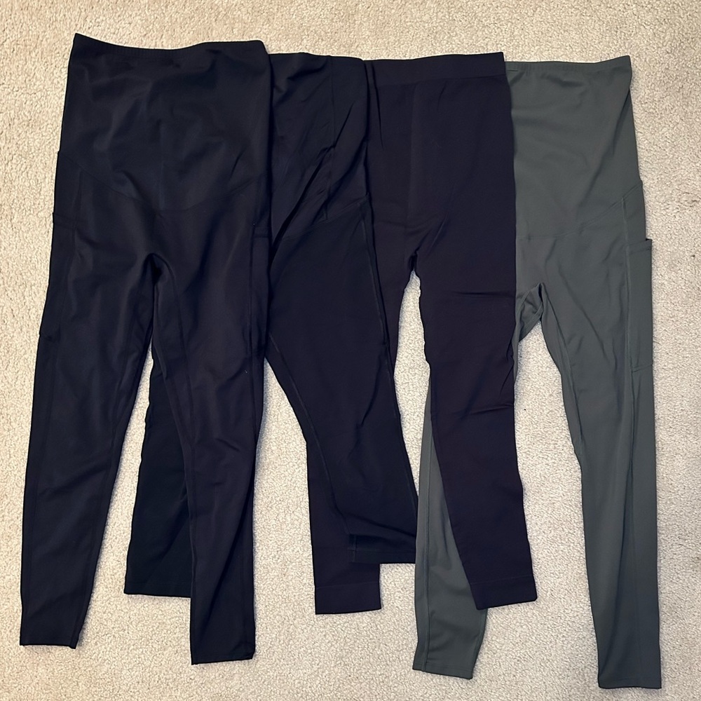 Bundle of 4 maternity leggings